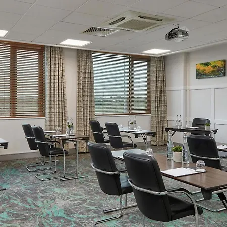 Crowne Plaza Dublin By Ihg Hotel
