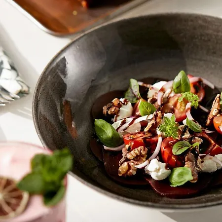 都柏林皇冠假日酒店布兰查