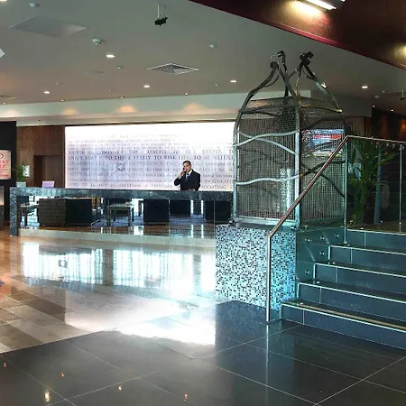 都柏林皇冠假日酒店布兰查 布兰察斯镇