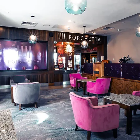 Szálloda Crowne Plaza Dublin By Ihg 4*