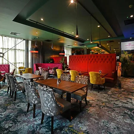 都柏林皇冠假日酒店布兰查 4* 布兰察斯镇