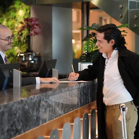 Hotel Crowne Plaza Dublin By Ihg