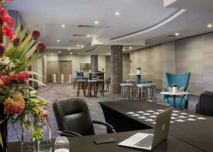 Crowne Plaza Dublin By Ihg Бланчардстаун