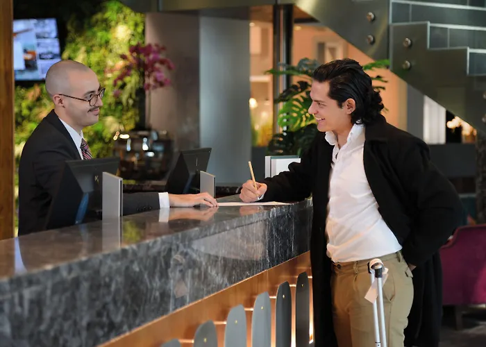 Отель Crowne Plaza Dublin By Ihg