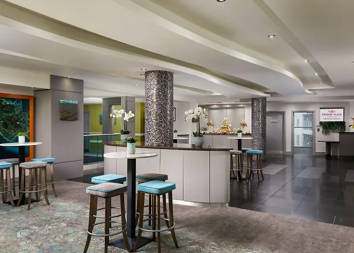 Отель Crowne Plaza Dublin By Ihg