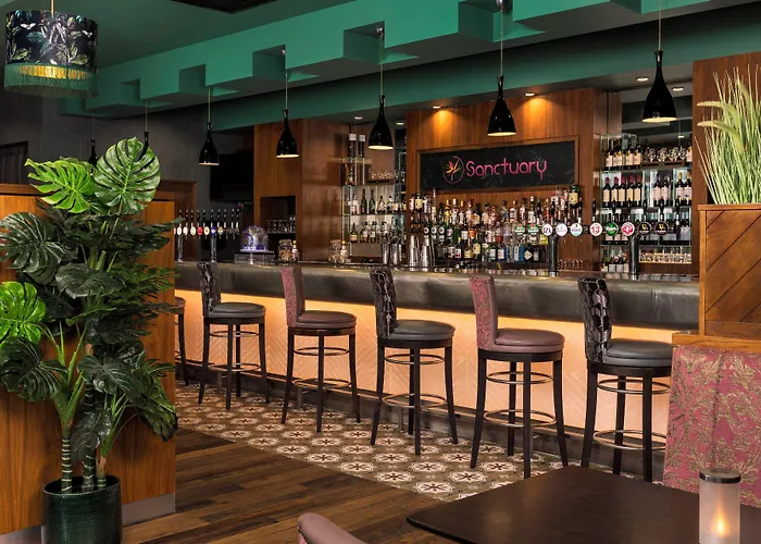 Отель Crowne Plaza Dublin By Ihg