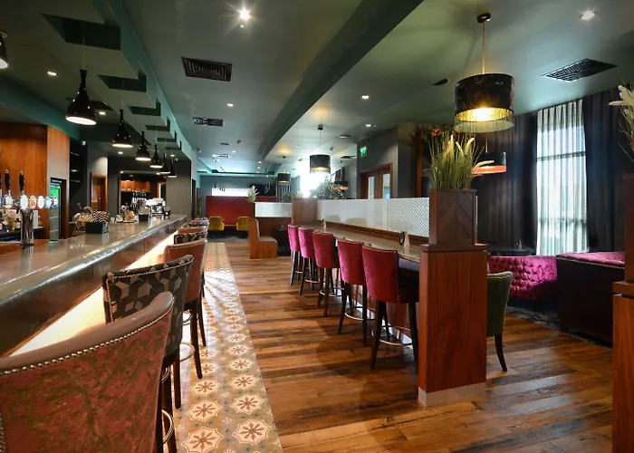 Отель Crowne Plaza Dublin By Ihg Бланчардстаун